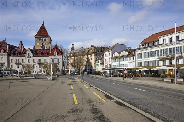 Quai de Belgique and Ouchy Castle in the Ouchy district, Lausanne, district of Lausanne, Vaud, Switzerland, Europe