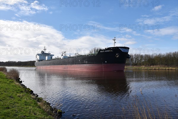 Oil tanker, tanker Krita Admiral in the Kiel Canal, Kiel Canal, Schleswig-Holstein, Germany, Europe