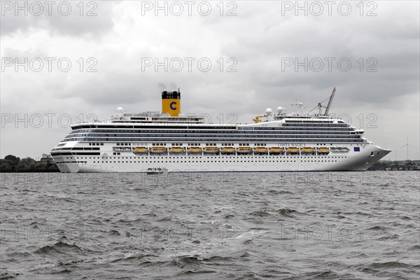 COSTA MAGICA, A cruise ship on the water under an overcast sky, colours muted, Hamburg, Hanseatic City of Hamburg, Germany, Europe