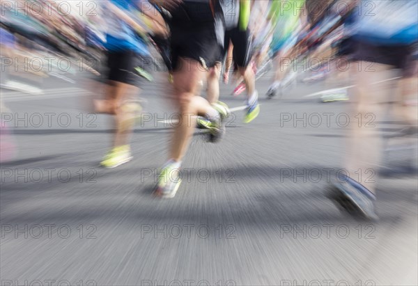 Runners at the Berlin half marathon, 03/04/2016