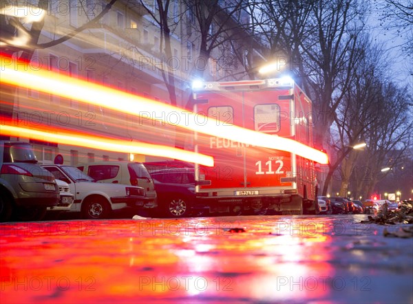 Deployment of an ambulance from the Berlin fire brigade, 09.12.2015