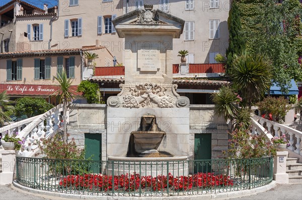 Fountain at Place Neuve, Grimaud-Village, Var, Provence-Alpes-Cote d'Azur, France, Europe