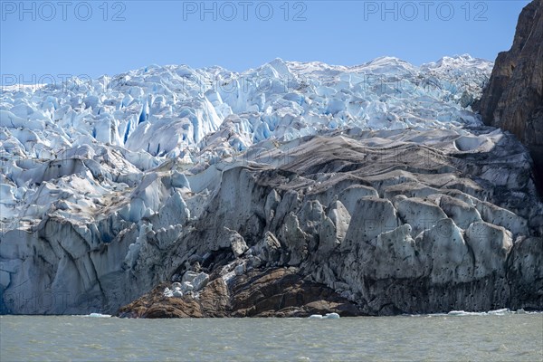 Glacier, Lago Grey, Torres del Paine National Park, Parque Nacional Torres del Paine, Cordillera del Paine, Towers of the Blue Sky, Region de Magallanes y de la Antartica Chilena, Ultima Esperanza Province, UNESCO Biosphere Reserve, Patagonia, End of the World, Chile, South America