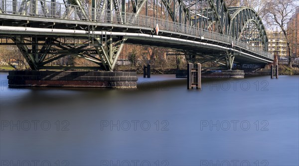 Long exposure, the Havel at the Eiswerder Bridge in Berlin-Spandau, Germany, Europe