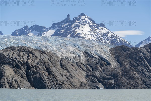 Glacier, Lago Grey, Torres del Paine National Park, Parque Nacional Torres del Paine, Cordillera del Paine, Towers of the Blue Sky, Region de Magallanes y de la Antartica Chilena, Ultima Esperanza Province, UNESCO Biosphere Reserve, Patagonia, End of the World, Chile, South America