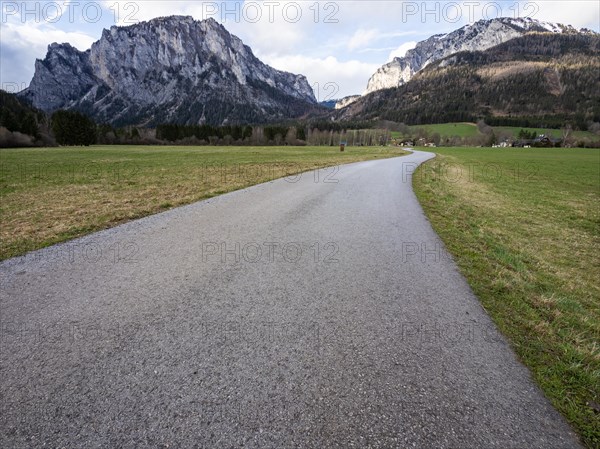 Country road in front of mountain panorama, mountain Pribitz, mountain Messnerin, Oberort, municipality Tragoess-St. Katharein, Styria, Austria, Europe