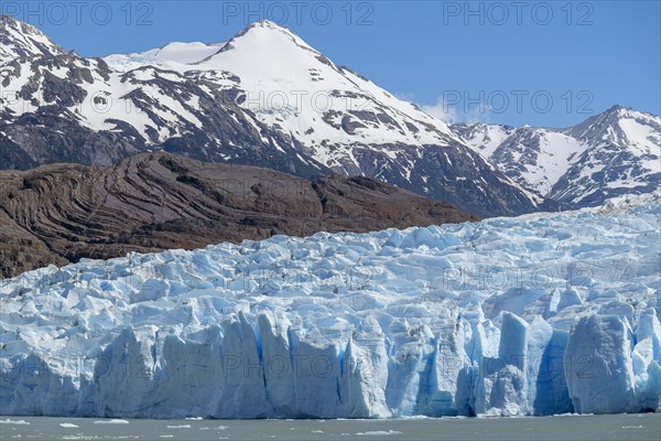 Glacier, Lago Grey, Torres del Paine National Park, Parque Nacional Torres del Paine, Cordillera del Paine, Towers of the Blue Sky, Region de Magallanes y de la Antartica Chilena, Ultima Esperanza Province, UNESCO Biosphere Reserve, Patagonia, End of the World, Chile, South America