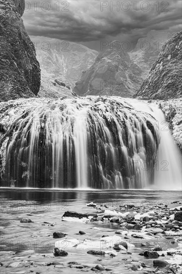 Stjornarfoss waterfall, near Kirkjubaejarklaustur, black and white photo, Sudurland, Iceland, Europe