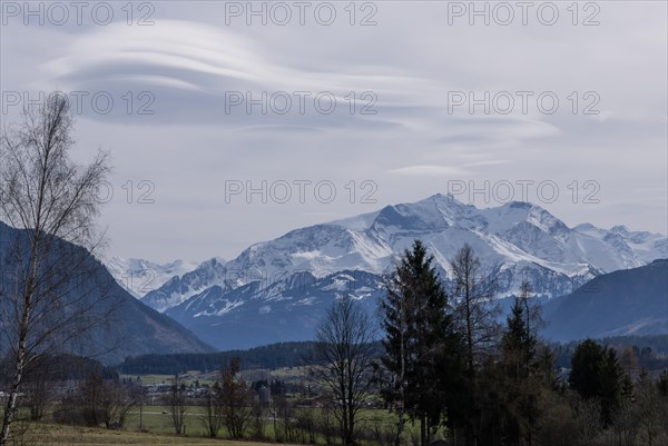 Panorama with foehn clouds, pinzgau