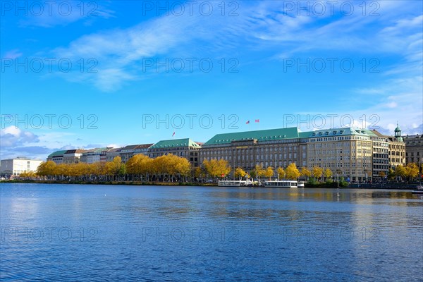 View over the Inner Alster Lake, Hapag Lloyd building behind, Hanseatic City of Hamburg, Hamburg, Germany, Europe