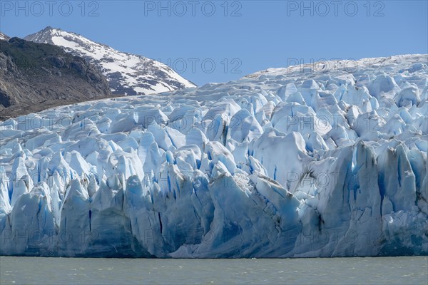 Glacier, Lago Grey, Torres del Paine National Park, Parque Nacional Torres del Paine, Cordillera del Paine, Towers of the Blue Sky, Region de Magallanes y de la Antartica Chilena, Ultima Esperanza Province, UNESCO Biosphere Reserve, Patagonia, End of the World, Chile, South America