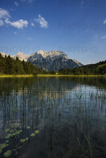 Luttensee in front of the Karwendel, Mittenwald, Werdenfelser Land, Upper Bavaria, Bavaria, Germany, Europe