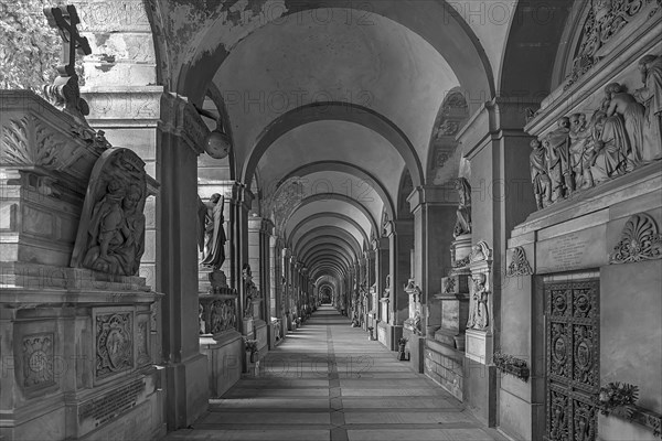 Arcade with tombs at the Monumental Cemetery, Cimitero monumentale di Staglieno), Genoa, Italy, Europe
