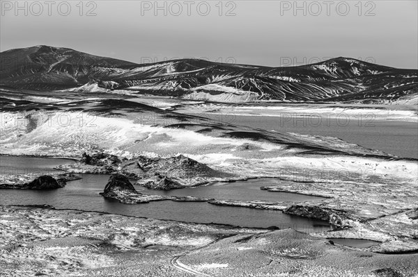 Crater lakes in volcanic landscape, onset of winter, black and white image, Fjallabak Nature Reserve, Sudurland, Iceland, Europe