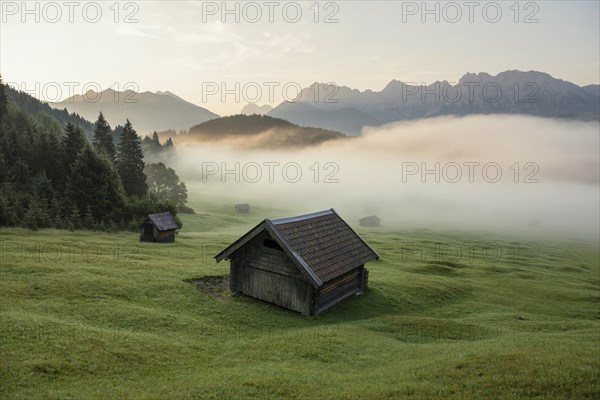 Sunrise and morning fog, Geroldsee or Wagenbruechsee, Kruen near Mittenwald, Werdenfelser Land, Upper Bavaria, Bavaria, Germany, Europe