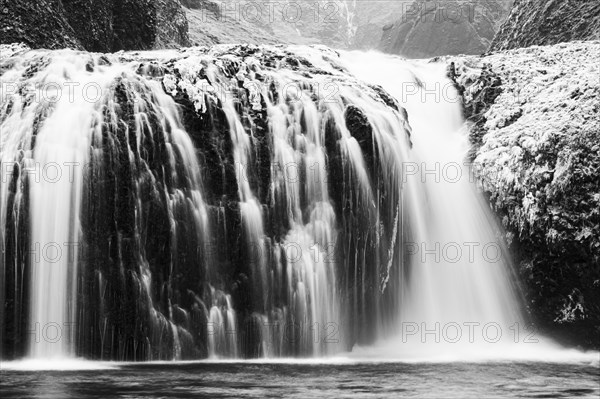 Stjornarfoss waterfall, near Kirkjubaejarklaustur, black and white photo, Sudurland, Iceland, Europe