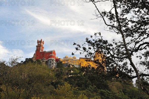 Palacio national de pena, sintra, portugal