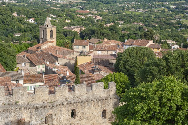 View from Grimaud Castle to the village of Grimaud with the church of Saint Michel, Grimaud-Village, Var, Provence-Alpes-Cote d'Azur, France, Europe