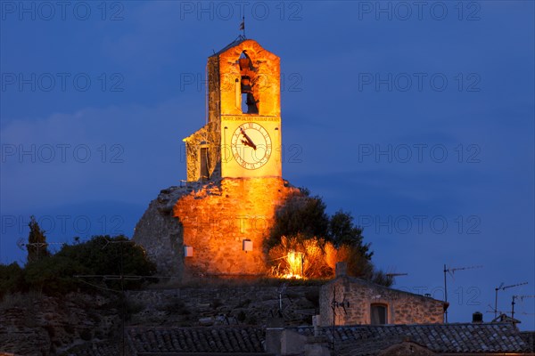 Lourmarin bell tower, Parc Naturel Regional du Luberon, Vaucluse, Provence, France, Europe