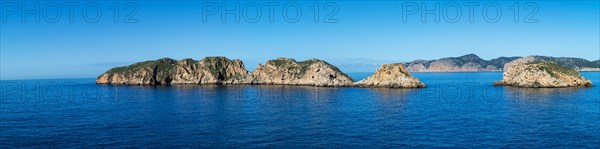 View of the Malgrats Islands from the Mirador de les Malgrats near Santa Ponca or Santa Ponsa, Majorca, Balearic Islands, Spain, Europe