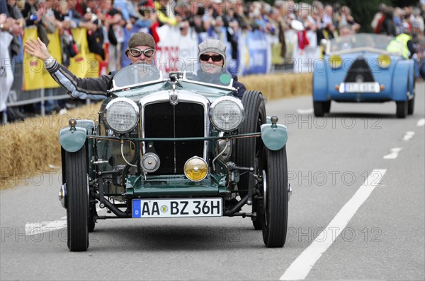 Morris 8, A classic car with a convertible top in a race with spectators, SOLITUDE REVIVAL 2011, Stuttgart, Baden-Wuerttemberg, Germany, Europe