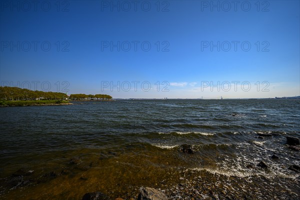 Views on New York Harbor, Manhattan and Statue of Liberty from the Liberty State Park, Jersey City, NJ, USA, USA, North America