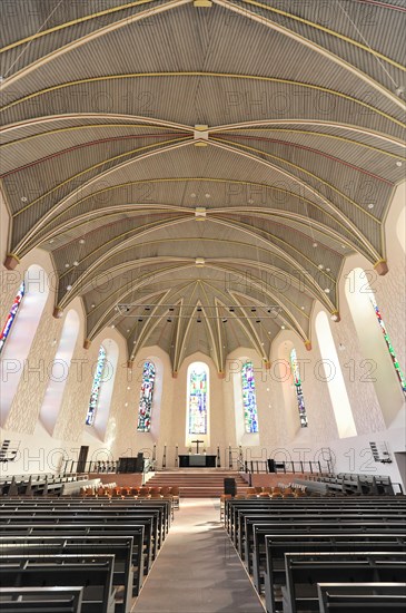 Speyer Cathedral, Empty rows of seats in a church with a view of the ceiling structure and stained glass windows, Speyer Cathedral, Unesco World Heritage Site, foundation stone laid around 1030, Speyer, Rhineland-Palatinate, Germany, Europe