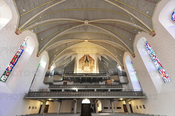 Speyer Cathedral, interior view of a church with a view of the organ, the gallery and the ceiling fresco, Speyer Cathedral, Unesco World Heritage Site, foundation stone laid around 1030, Speyer, Rhineland-Palatinate, Germany, Europe