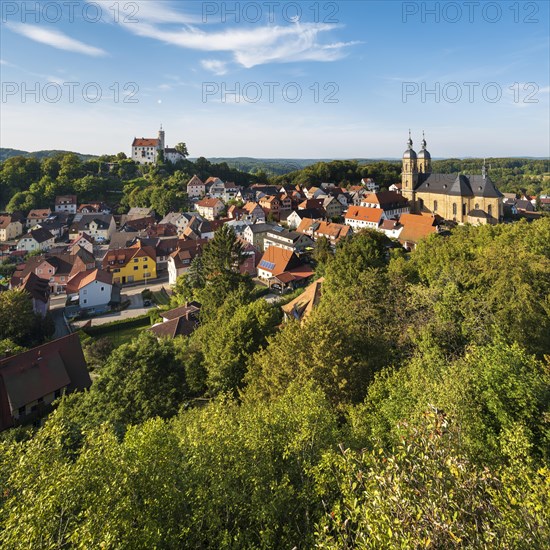 View of Goessweinstein with castle, pilgrimage church and half-timbered houses, Franconian Switzerland, Upper Franconia, Franconia, Bavaria, Germany, Europe
