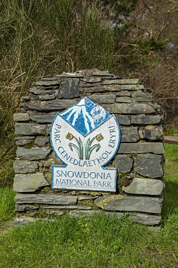 Snowdonia National Park Sign, Pont Pen-y-benglog, Bethesda, Bangor, Wales, Great Britain