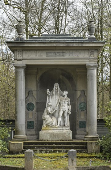 Mausoleum of the Bartling family by sculptor Ernst Herter, Death as a figure, North Cemetery, Wiesbaden, Hesse, Germany, Europe