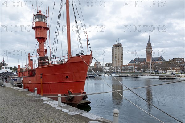 Lightship, boats, marina, skyscraper, houses, tower of the Hotel de Ville, town hall, Dunkirk, France, Europe