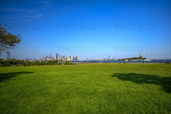 Views on New York Harbor, Manhattan and Statue of Liberty from the Liberty State Park, Jersey City, NJ, USA, USA, North America