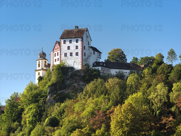 Egloffstein Castle above the Trubach Valley in autumn, Egloffstein, Upper Franconia, Franconian Switzerland, Bavaria, Germany, Europe