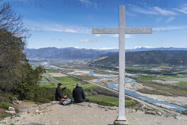 Retired, couple, man, woman, Alps, Maritime Alps, Durance, view, rest, food, break, Haute Alpes, cross, Way of the Cross, sign, pilgrimage, France, Europe