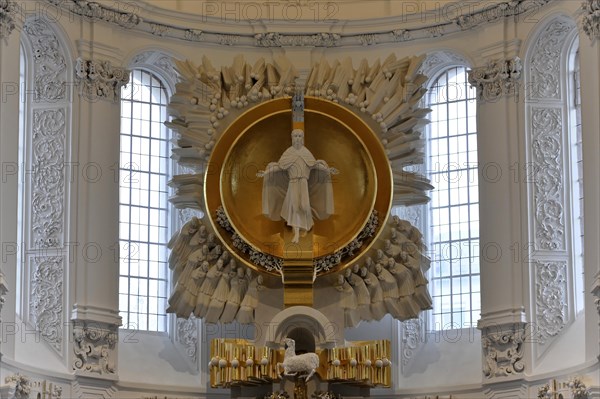 St Kilian's Cathedral in Wuerzburg, Wuerzburg Cathedral, statue of a saint surrounded by golden rays in a baroque church, Wuerzburg, Lower Franconia, Bavaria, Germany, Europe