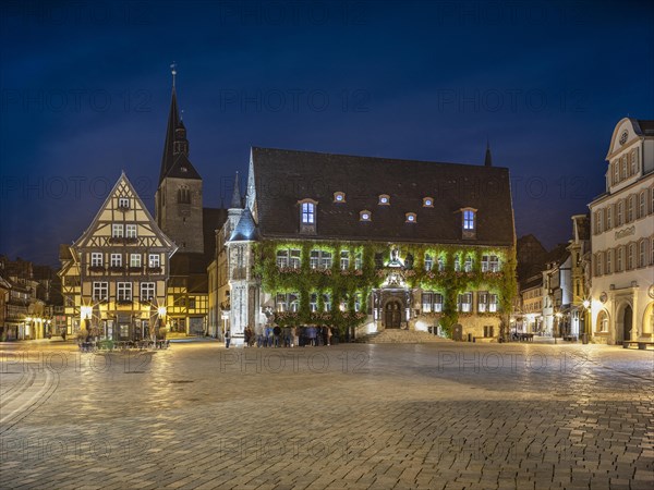 The market square with the town hall and the market church of St Benediktii in the historic old town at dusk, UNESCO World Heritage Site, Quedlinburg, Saxony-Anhalt, Germany, Europe