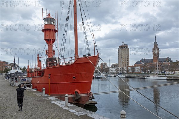 Lightship, boats, marina, skyscraper, houses, tower of the Hotel de Ville, town hall, Dunkirk, France, Europe