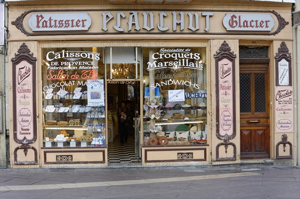 Marseille, shop window of a traditional pastry shop with various delicacies in the city, Marseille, Departement Bouches-du-Rhone, Region Provence-Alpes-Cote d'Azur, France, Europe