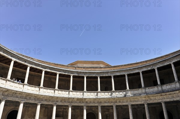 Alhambra, Granada, Andalusia, Interior view of a round building with columns and unobstructed view of the sky, Granada, Andalusia, Spain, Europe