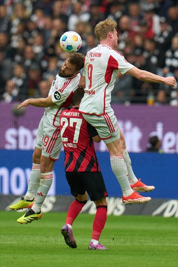 Bundesliga Eintracht Frankfurt-Union Berlin at Deutsche Bank Park in Frankfurt. Berlin's Lucas Tousart (l) and Mikkel Kaufmann head off Frankfurt's Mario Goetze. Frankfurt, Hesse, Germany, Europe