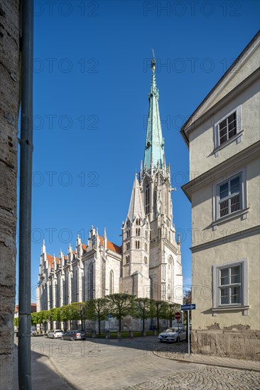 The Gothic St Mary's Church in the historic old town, Muehlhausen, Thuringia, Germany, Europe