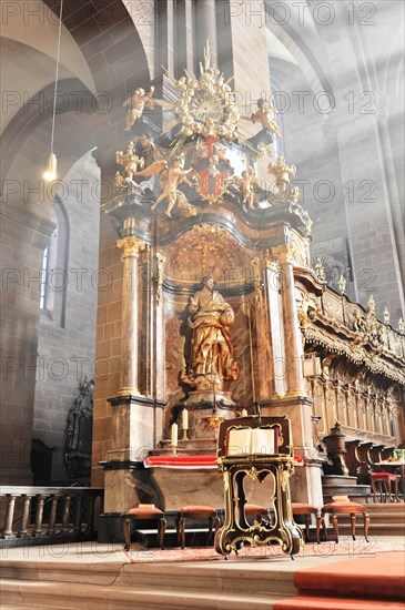 Speyer Cathedral, Baroque side altar in Worms Cathedral with figures of saints and carvings, Speyer Cathedral, Unesco World Heritage Site, foundation stone laid around 1030, Speyer, Rhineland-Palatinate, Germany, Europe