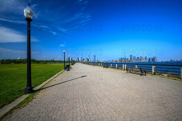 Views on New York Harbor, Manhattan and Statue of Liberty from the Liberty State Park, Jersey City, NJ, USA, USA, North America