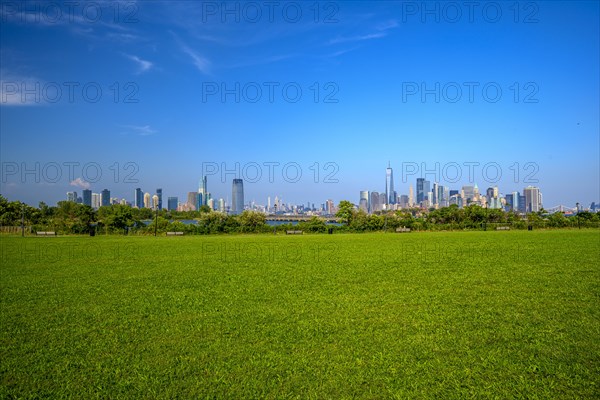 Views on New York Harbor, Manhattan and Statue of Liberty from the Liberty State Park, Jersey City, NJ, USA, USA, North America