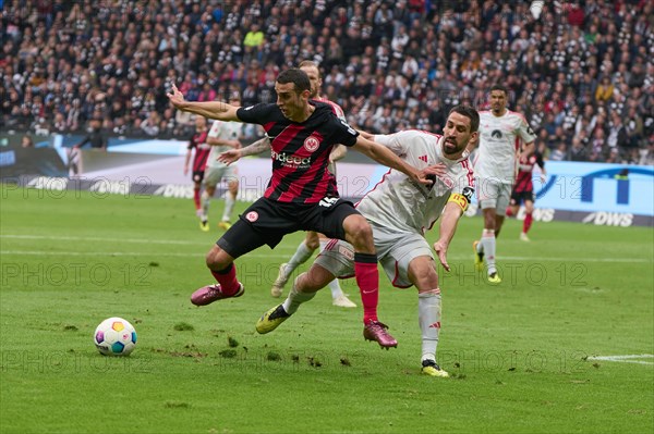 Bundesliga Eintracht Frankfurt-Union Berlin at Deutsche Bank Park in Frankfurt. Frankfurt's Ellyes Skhiri (l) and Berlin's Rani Khedira fight for the ball. Frankfurt, Hesse, Germany, Europe