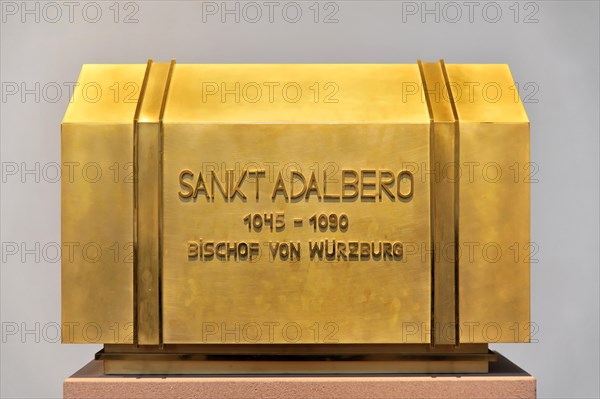 The Neumuenster Collegiate Monastery, Diocese of Wuerzburg, Kardinal-Doepfner-Platz, Golden coffin with the inscription St Adalbero, Bishop of Wuerzburg, in a memorial, Wuerzburg, Lower Franconia, Bavaria, Germany, Europe