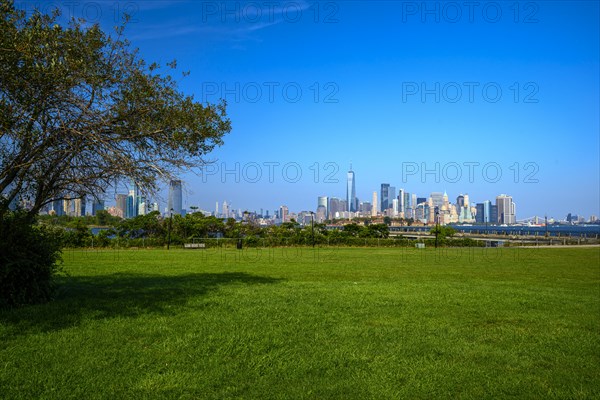 Views on New York Harbor, Manhattan and Statue of Liberty from the Liberty State Park, Jersey City, NJ, USA, USA, North America