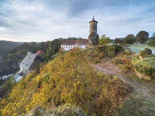 View of the Steinerner Beutel fortified defence tower in autumn, Waischenfeld Castle, Waischenfeld, Upper Franconia, Franconian Switzerland, Bavaria, Germany, Europe