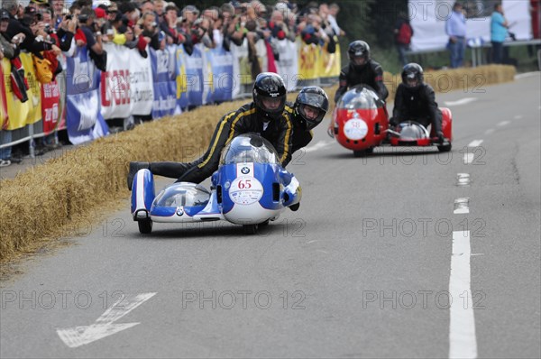 Racing motorbike with sidecar at full speed, rider in racing position, SOLITUDE REVIVAL 2011, Stuttgart, Baden-Wuerttemberg, Germany, Europe